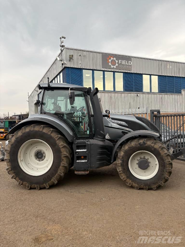 Valtra T 254 Traktory
