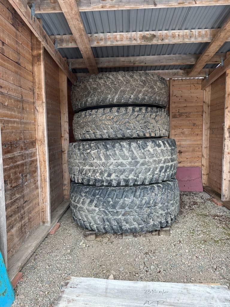 JCB Fastrac 8310 Traktory