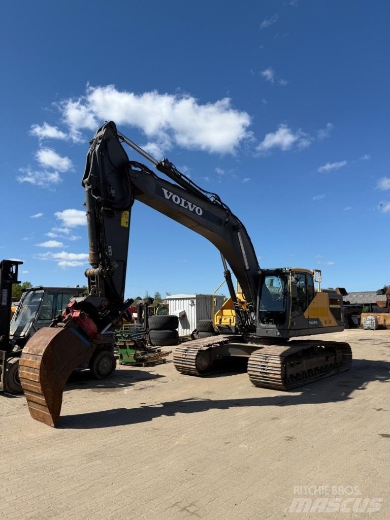 Volvo EC 300 EL Pásová rýpadla