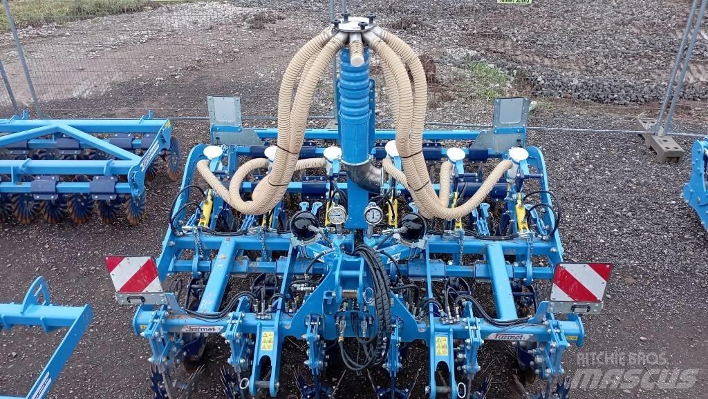 Farmet STRIP-TILL 6N Hloubkové kypřiče