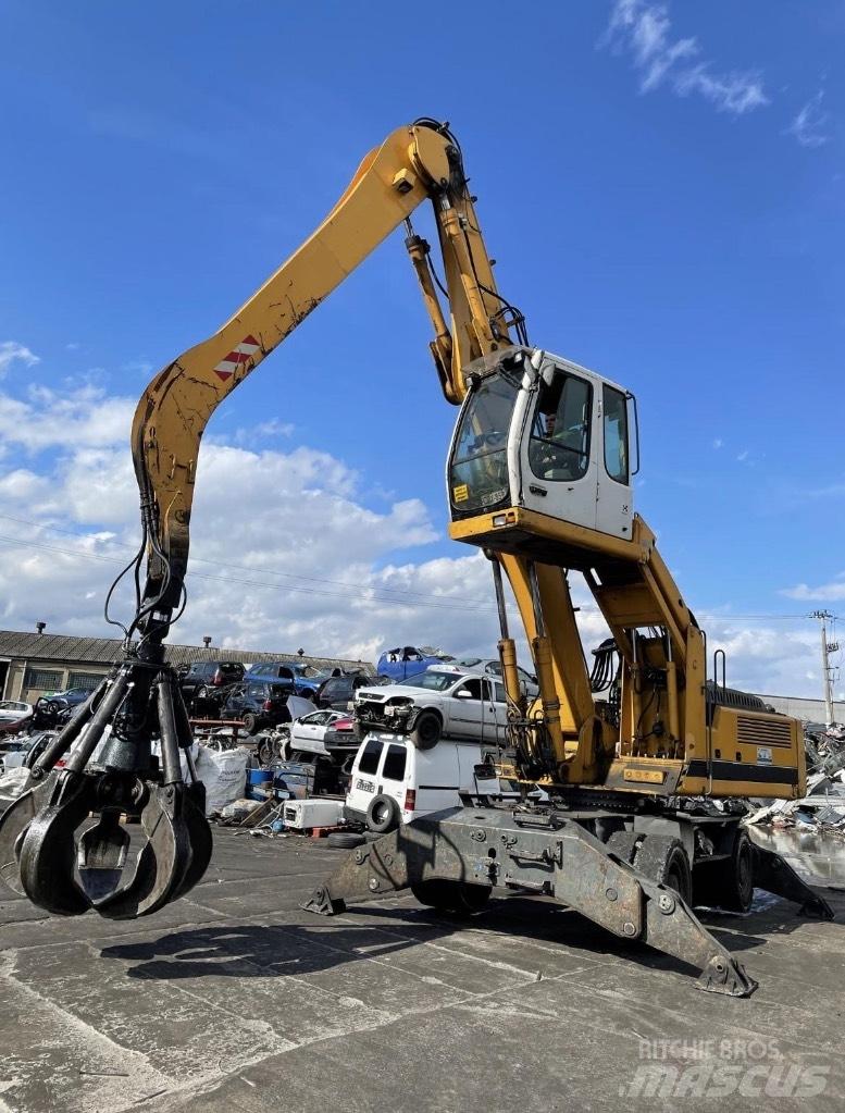 Liebherr 924 Stroje pro manipulaci s odpadem