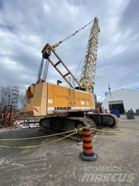 Liebherr HS 885 HD Pásové jeřáby