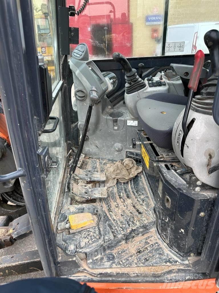 Hitachi ZX 65 US B-5 Mini rýpadla < 7t