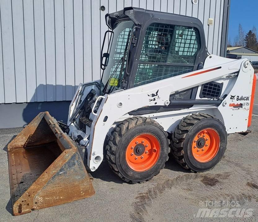Bobcat S 450 Smykem řízené nakladače