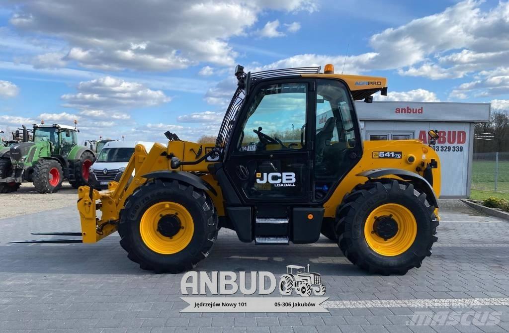 JCB 541-70 Agri Pro Teleskopické kolové nakladače