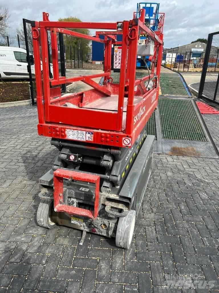 SkyJack SJ 3219 Nůžková zvedací plošina