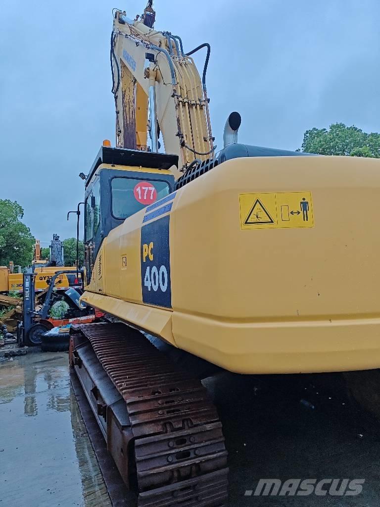 Komatsu PC 400-7 Pásová rýpadla