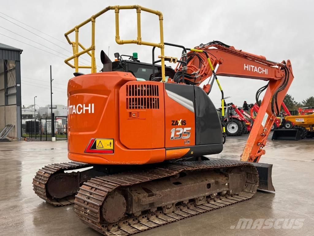 Hitachi ZX 135 US-7 Pásová rýpadla