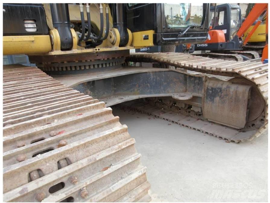 CAT 349 E Pásová rýpadla