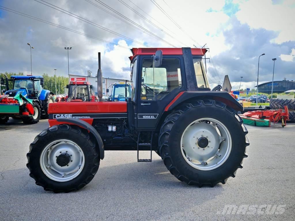 Case IH 1056 XL Traktory