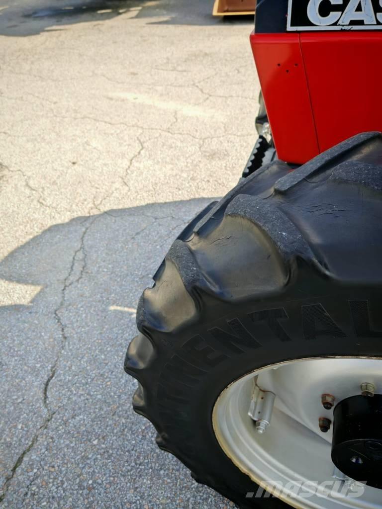 Case IH 1056 XL Traktory