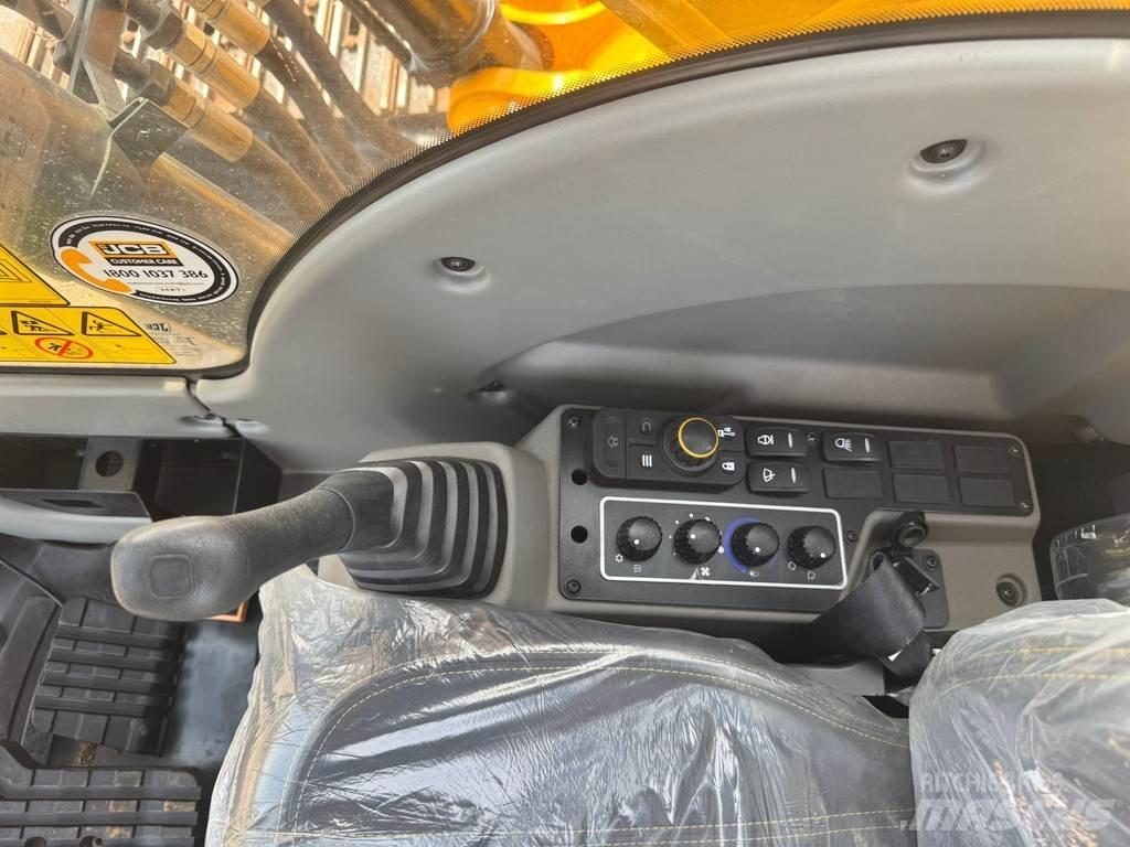 JCB 205 Speciální bagry