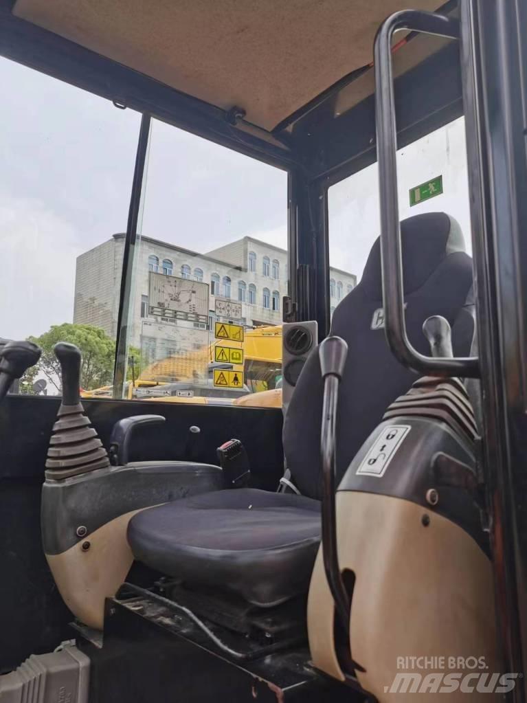 CAT 305.5E Mini rýpadla < 7t