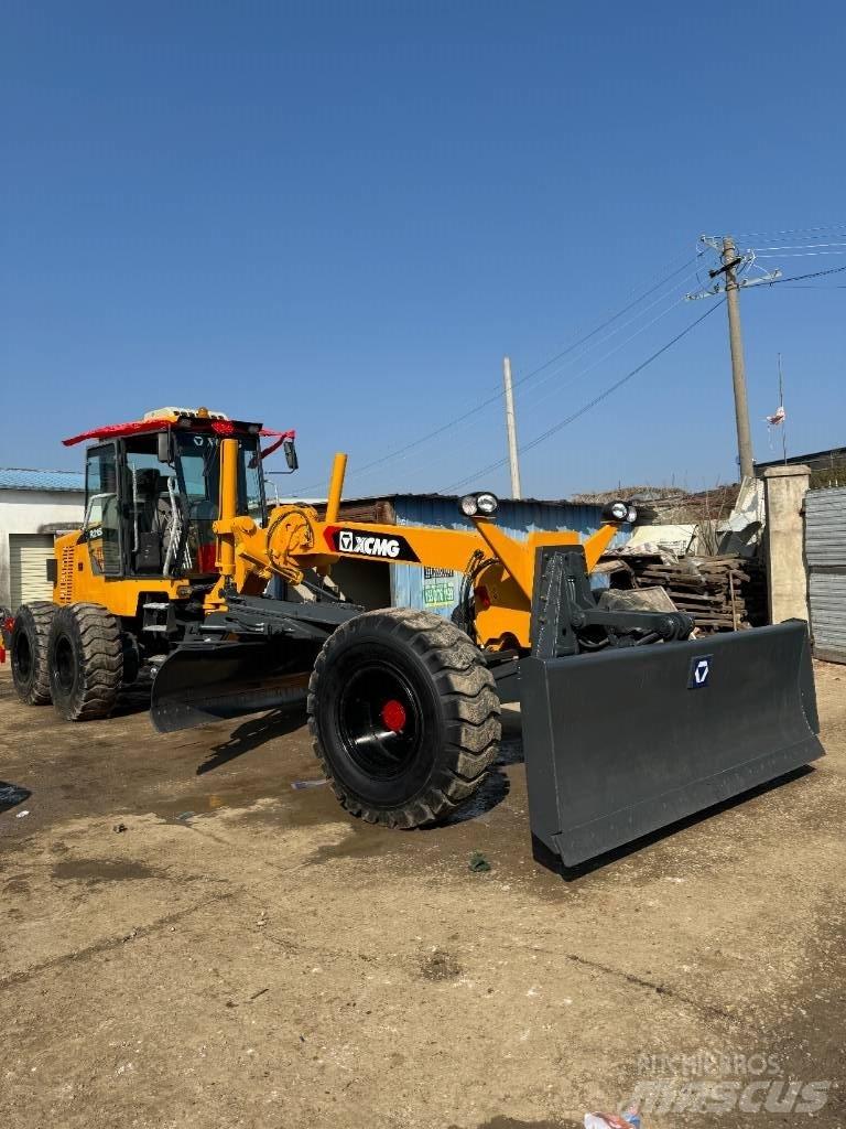 XCMG GR 2153 Grejdry