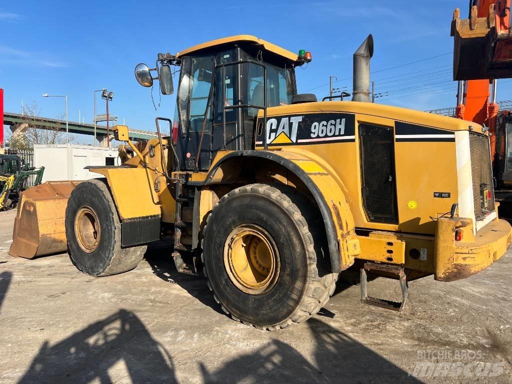 CAT 966 H Kolové nakladače