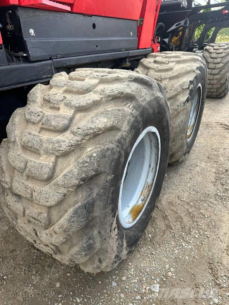 Komatsu 875 Vyvážecí traktory