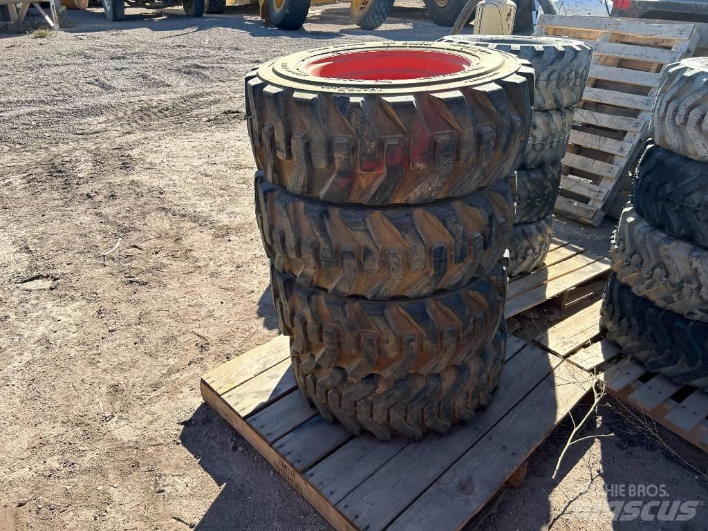 Bobcat 10x16.5 Tires Pneumatiky, kola a ráfky