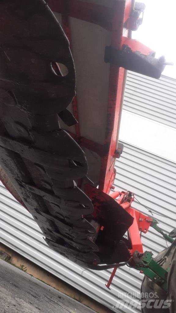 Kuhn GMD310 Žací stroje