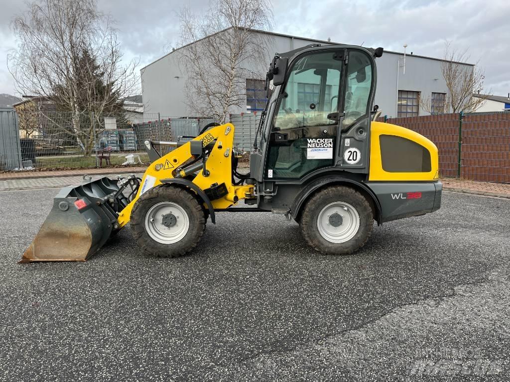 Wacker Neuson WL 38 Kolové nakladače
