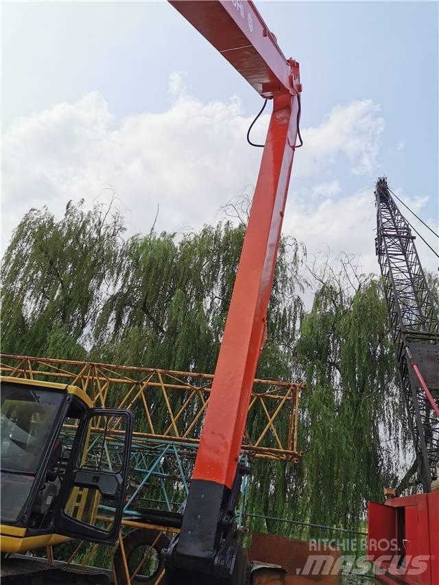 Hitachi EX 220 LC Pásová rýpadla