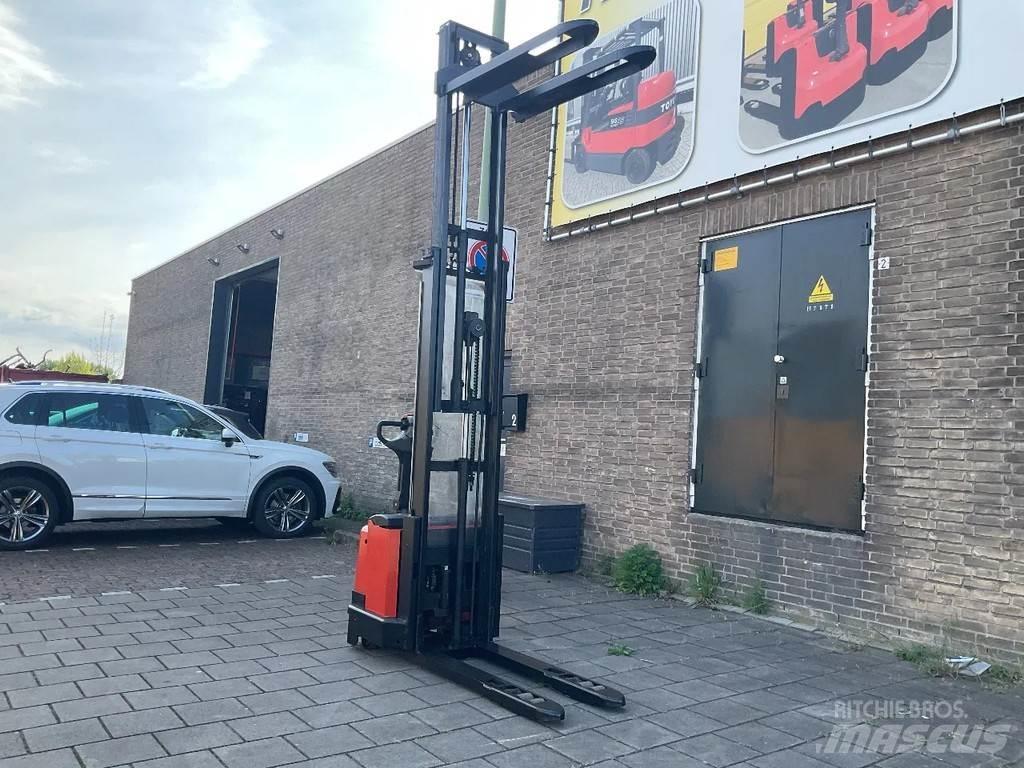 Toyota BT SWE120L Ručně vedené vysokozdvižné vozíky