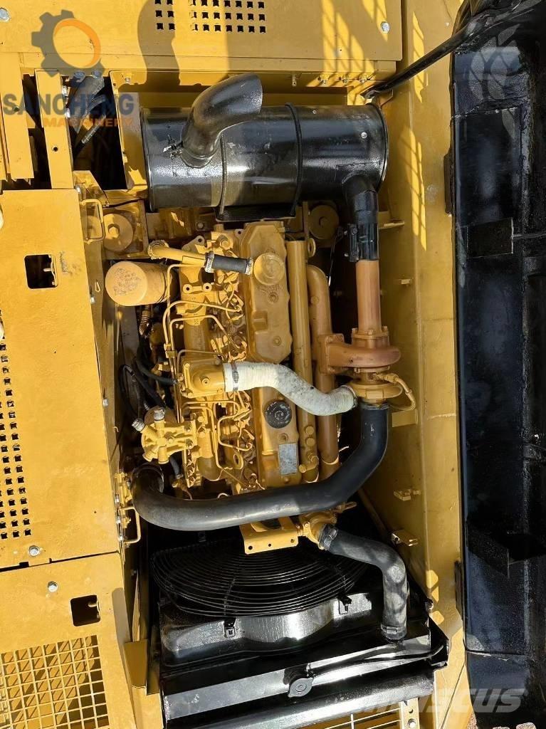 CAT 320 B Pásová rýpadla