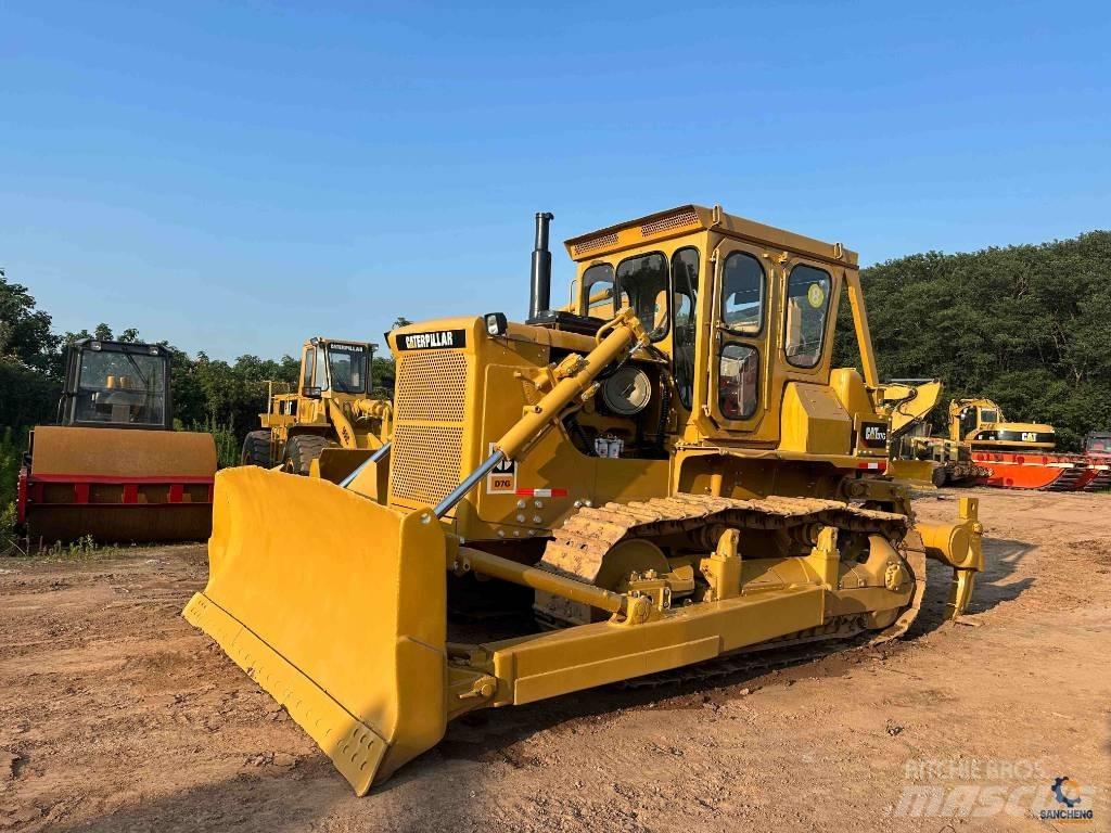 CAT D 7 G Pásové dozery