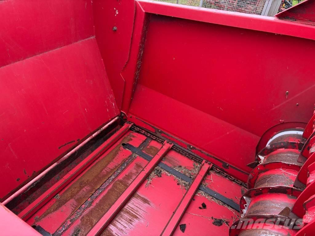 Kverneland 853 Pro Drtiče a řezače balíků