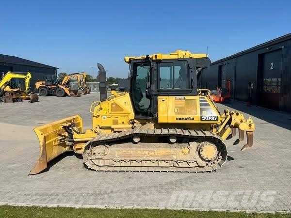 Komatsu D 51 PXi-24 Pásové dozery
