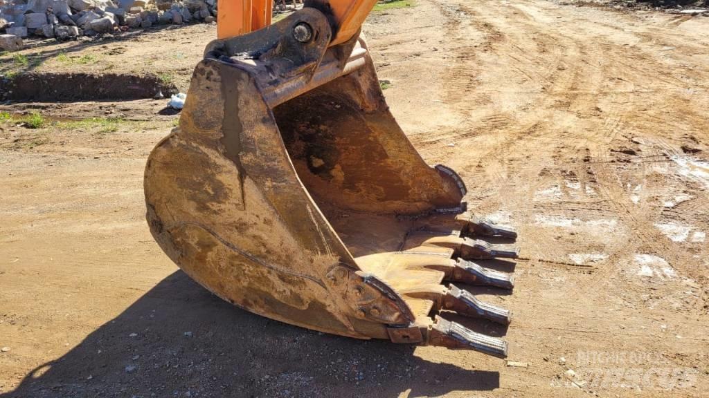 Doosan DX 225 LCA Pásová rýpadla