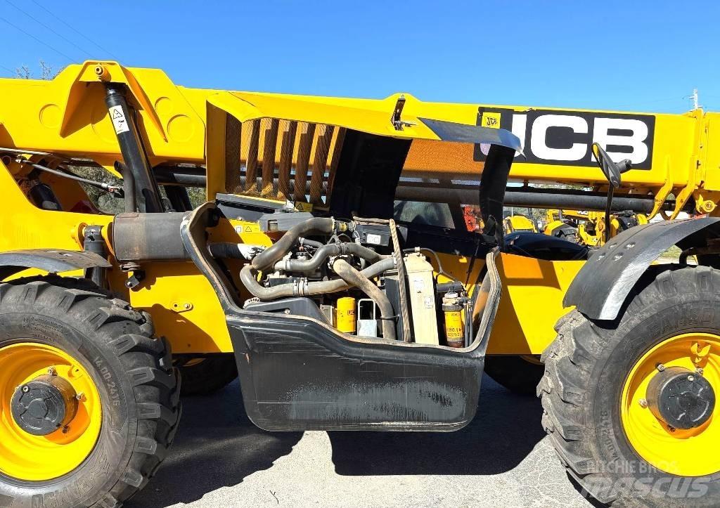 JCB 507-42 Teleskopické manipulátory
