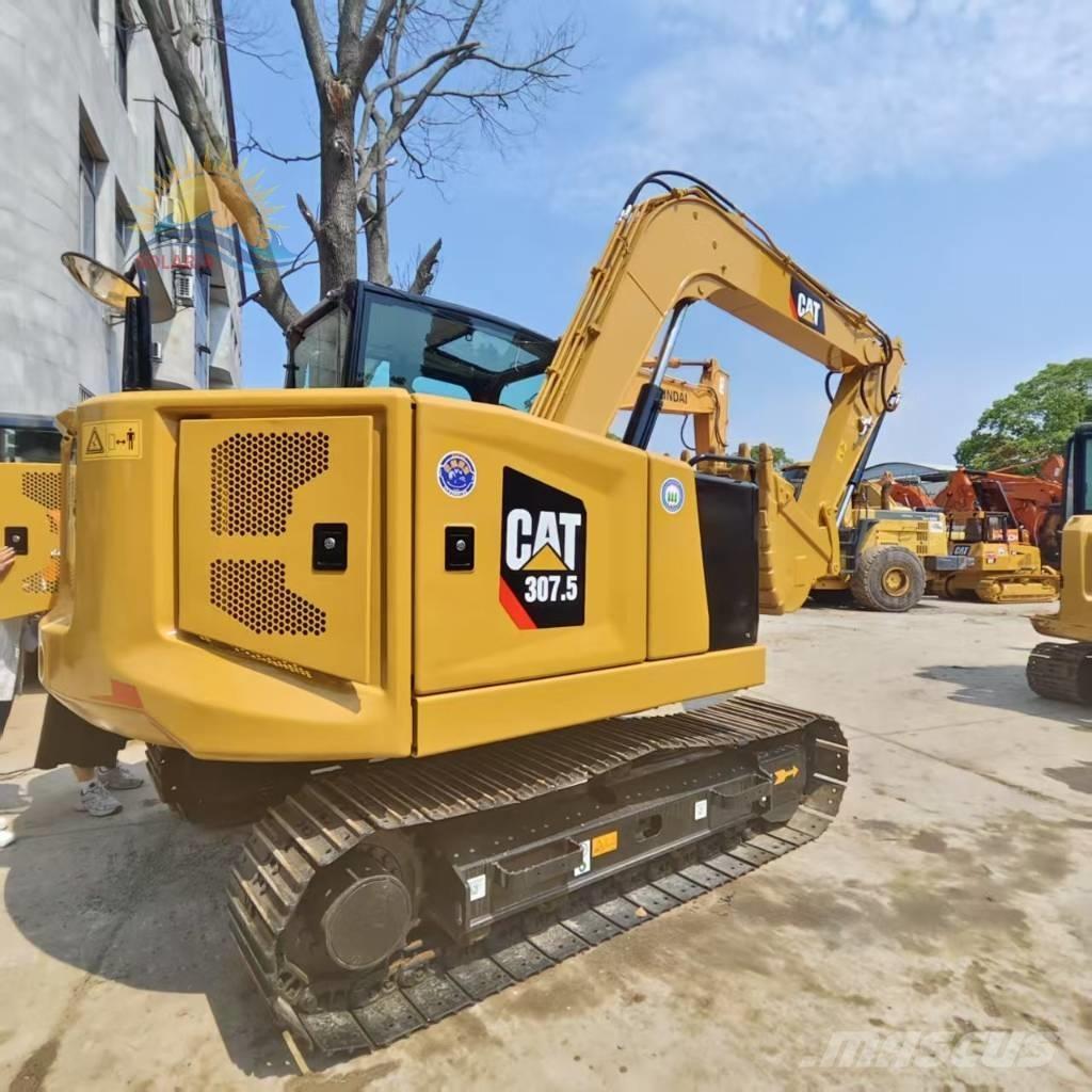 CAT 307.5 Midi rýpadla 7t - 12t