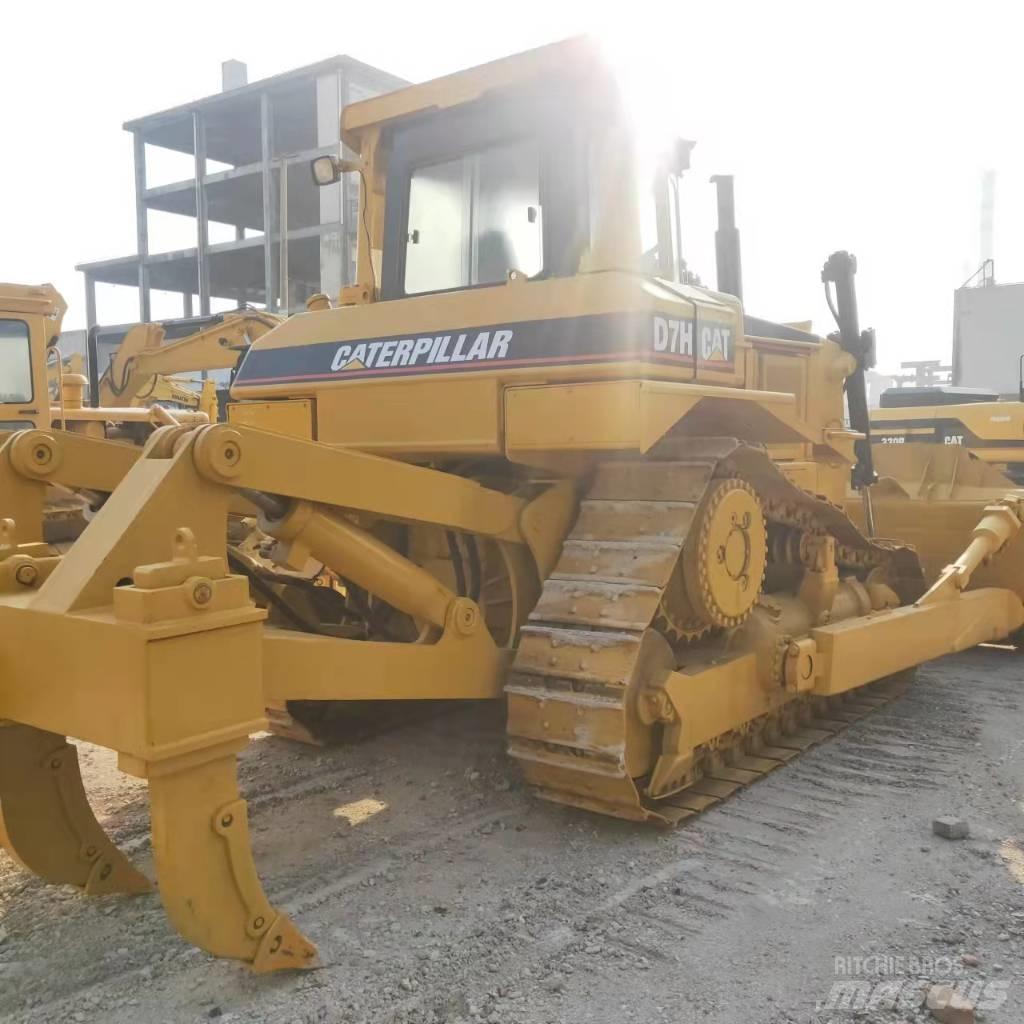 CAT D7H Pásové dozery
