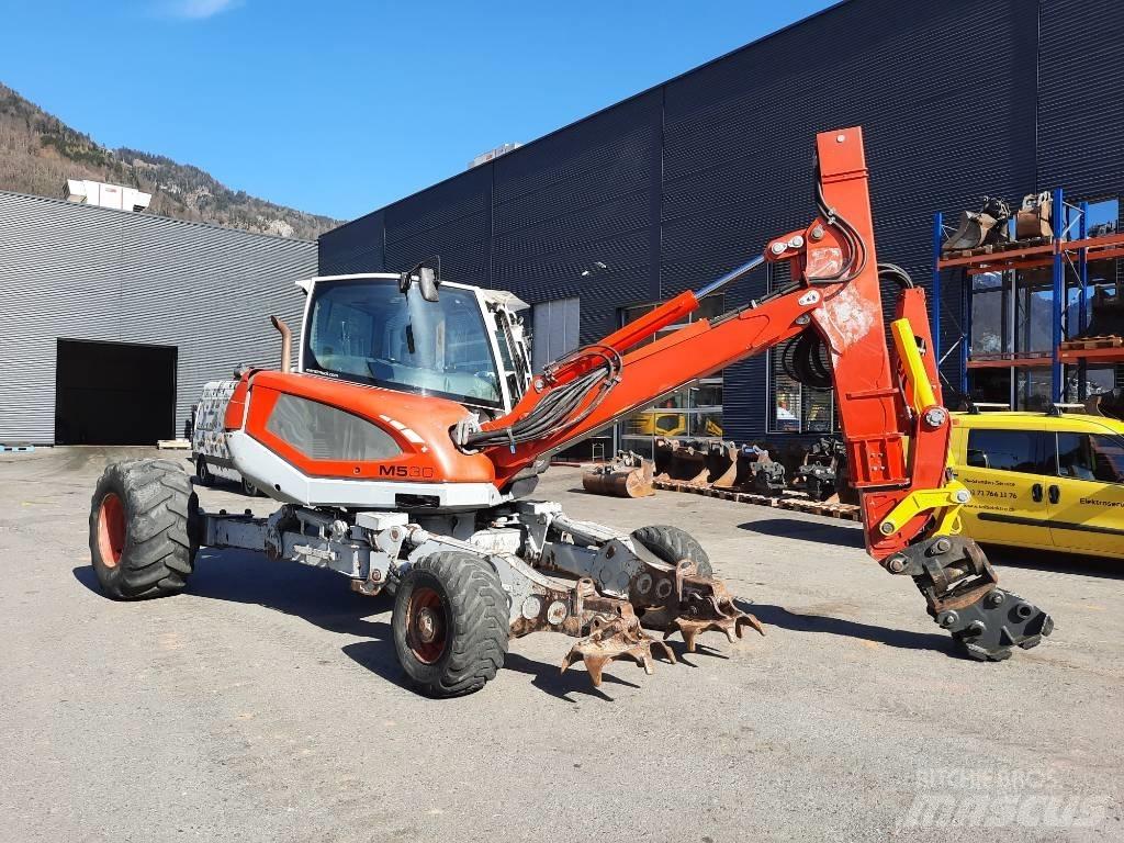 Menzi Muck M530 Kolová rýpadla