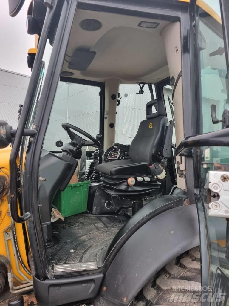 JCB 4 CX Rýpadlo-nakladače