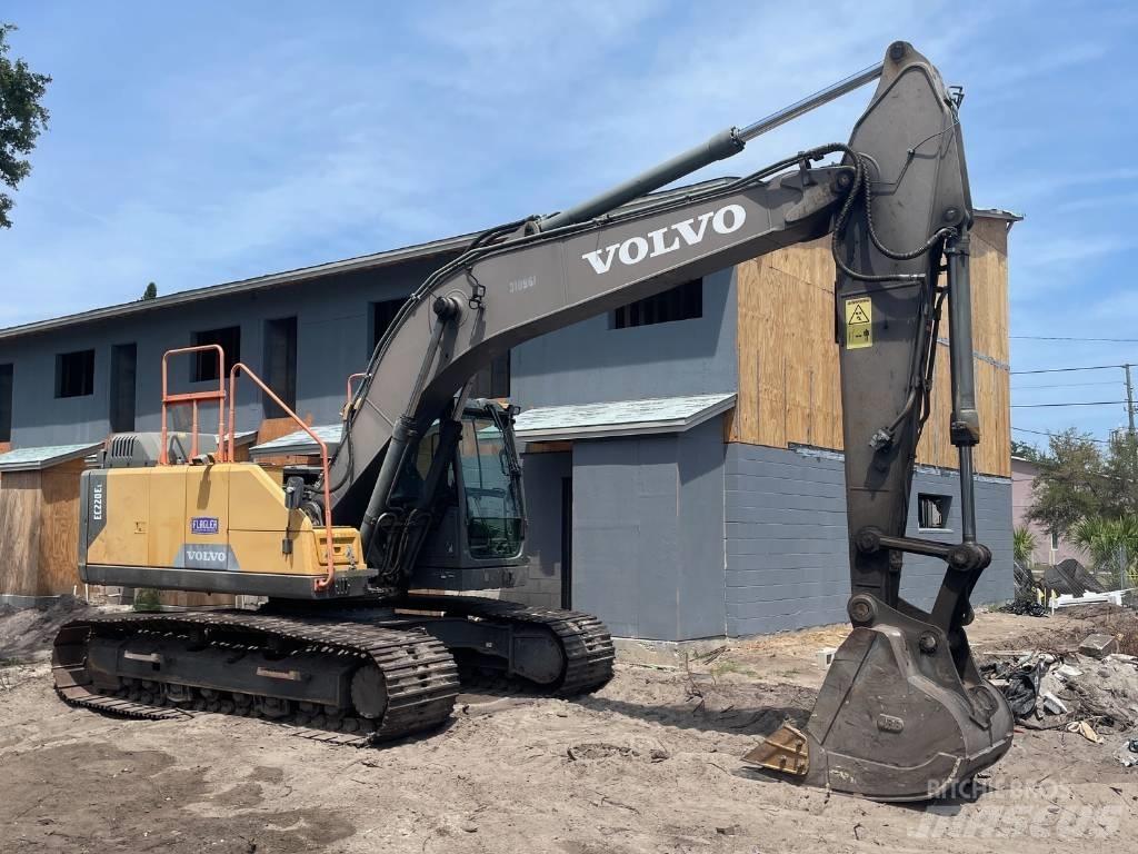 Volvo EC 220 EL Pásová rýpadla