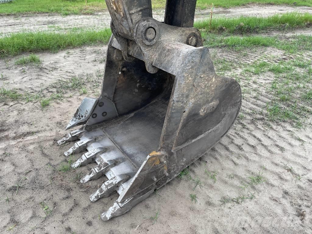 Volvo EC 220 EL Pásová rýpadla