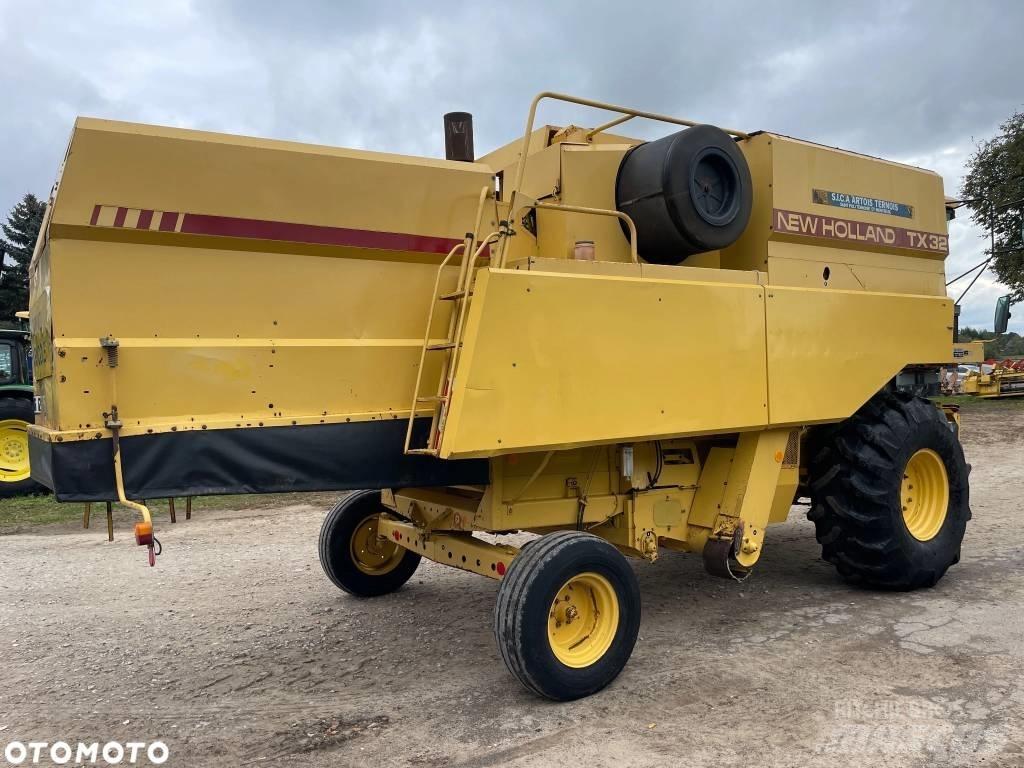 New Holland TX 32 Sklízecí mlátičky