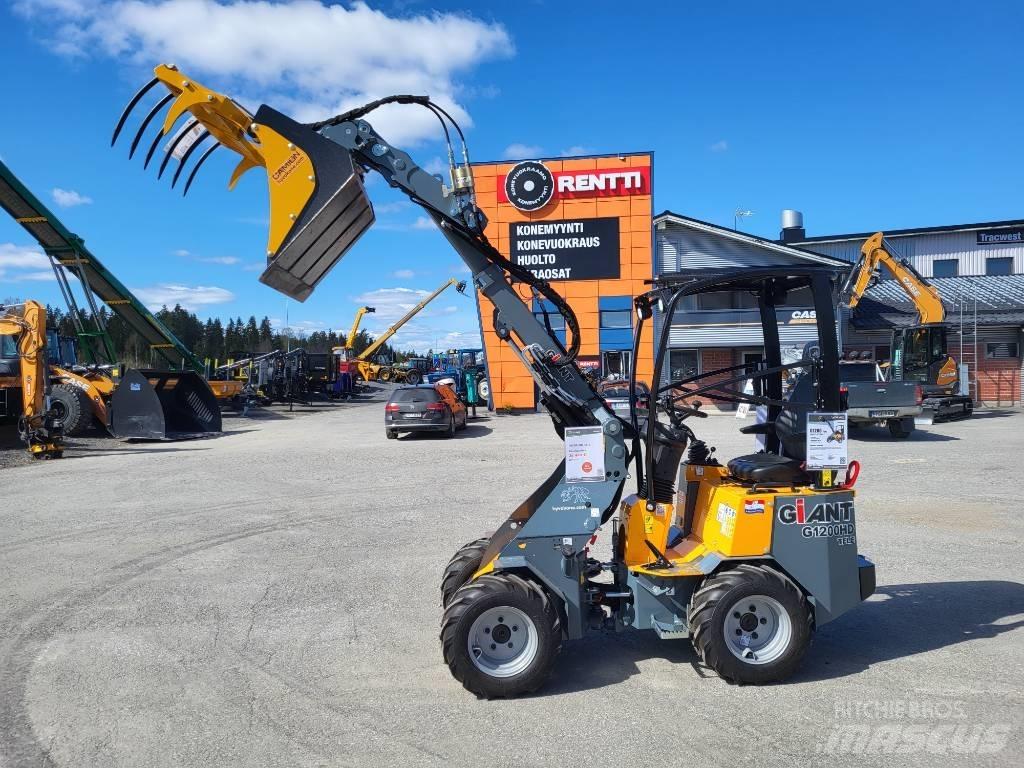 GiANT G 1200 Víceúčelové nakladače