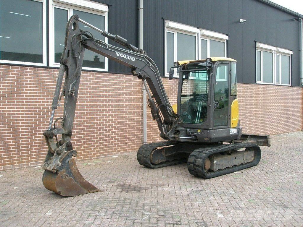 Volvo ECR50D Mini rýpadla < 7t