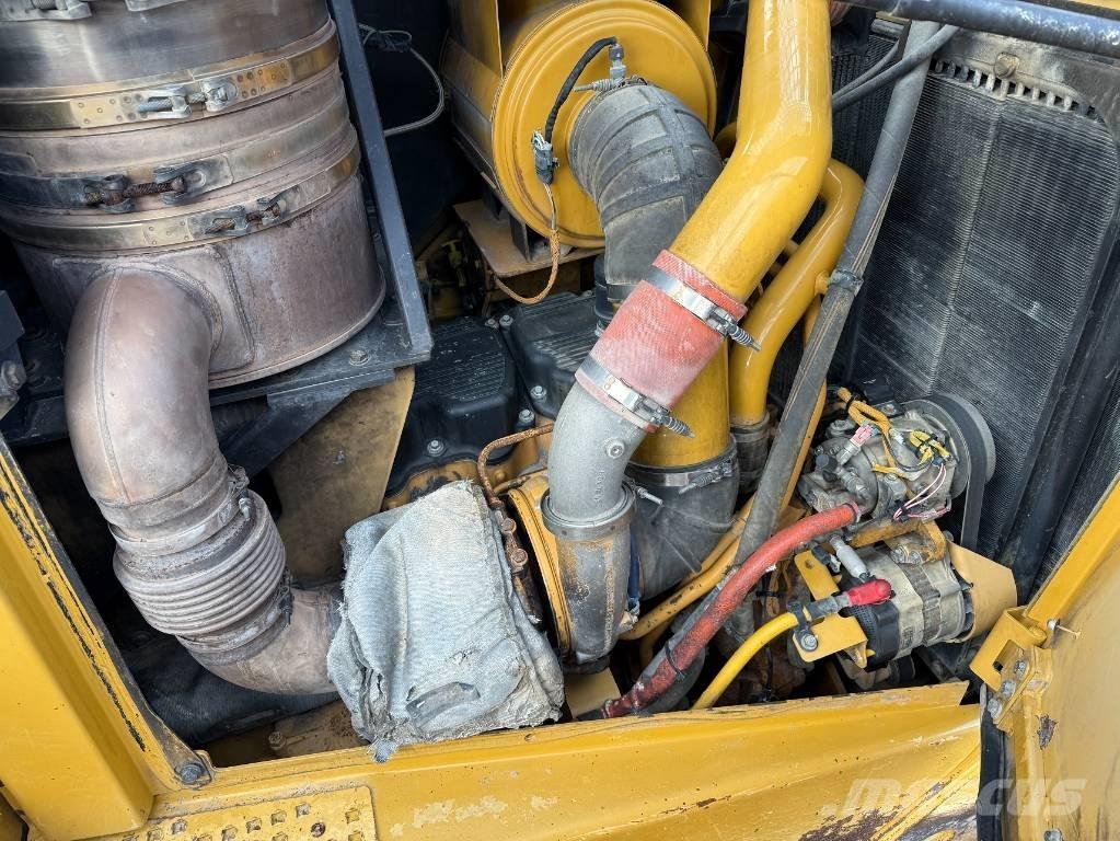 CAT D 8 T LGP Pásové dozery