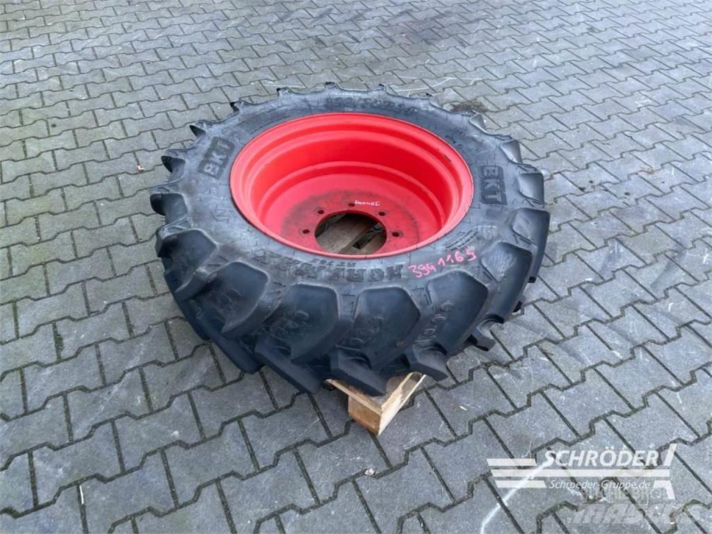 BKT 1X 320/70 R24 Pneumatiky, kola a ráfky
