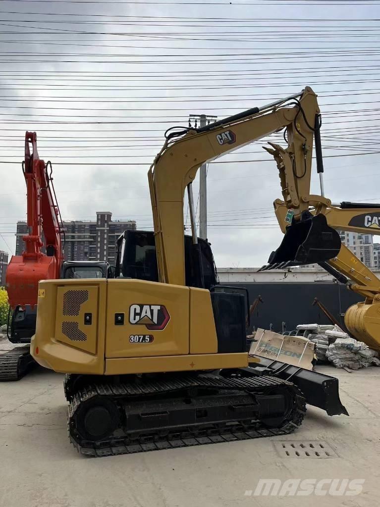 CAT 307 Pásová rýpadla