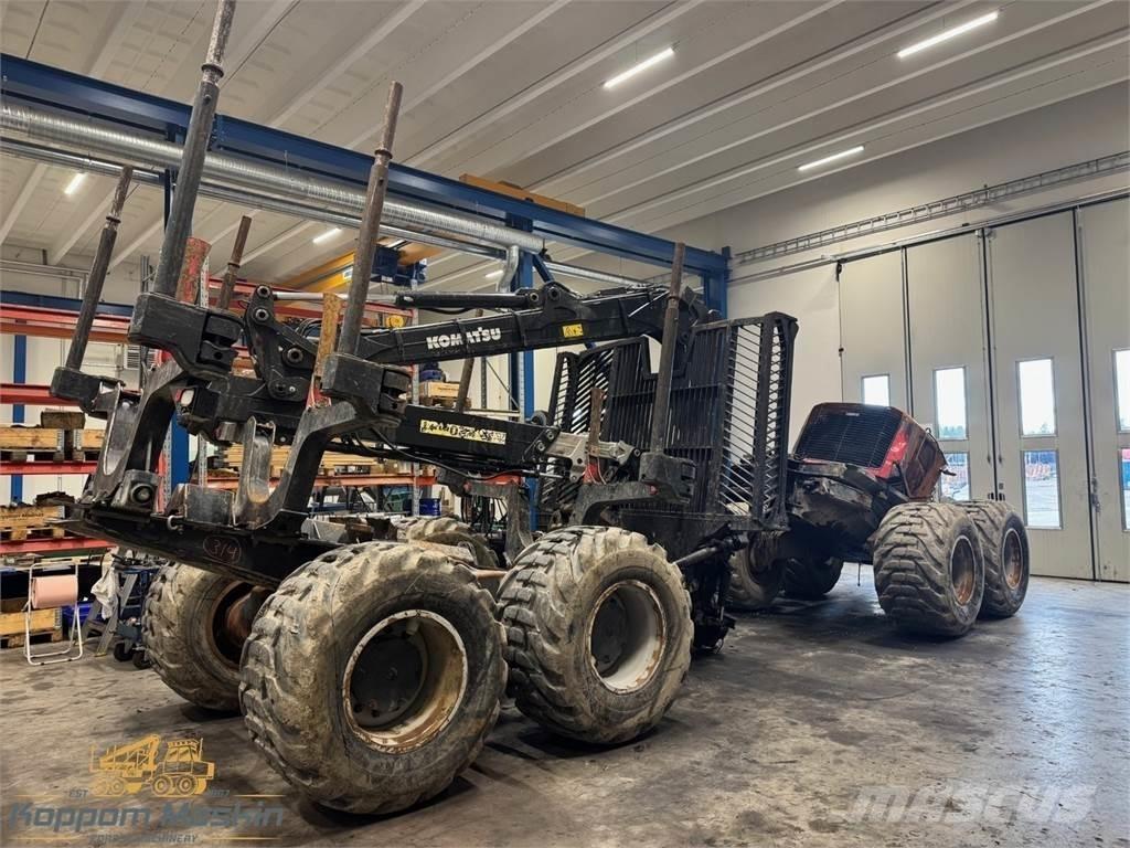 Komatsu 855 Vyvážecí traktory