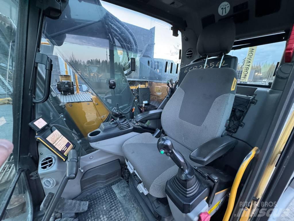 Volvo ECR 235 EL Pásová rýpadla