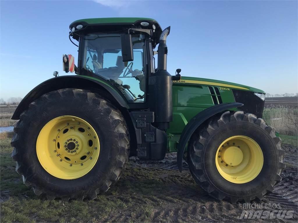 John Deere 7310R Traktory