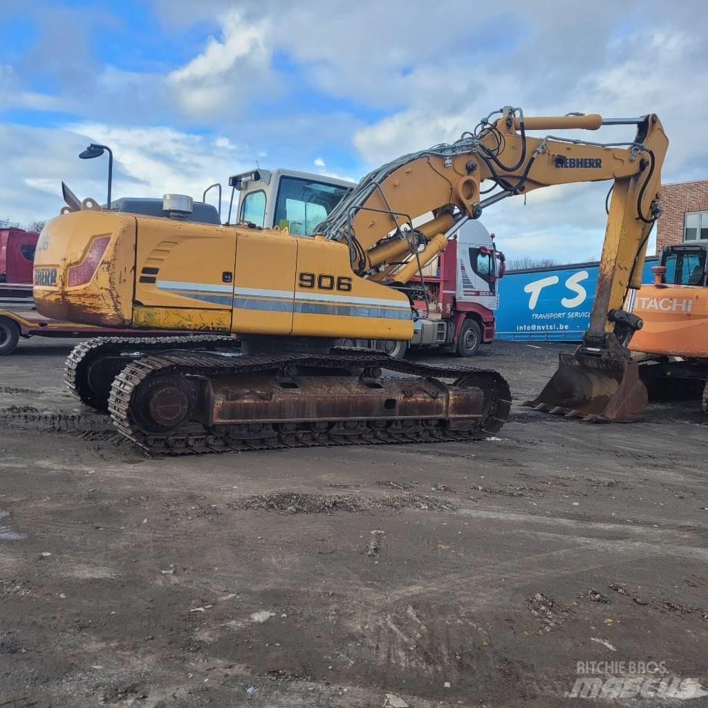 Liebherr R906 Pásová rýpadla