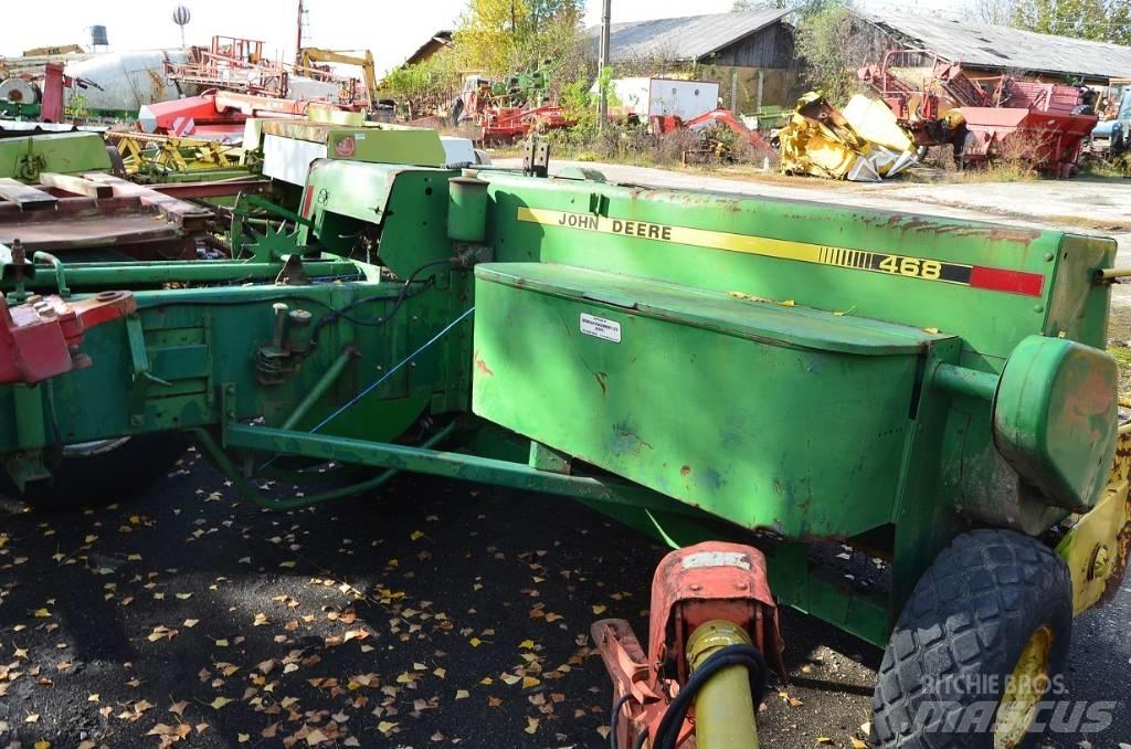 John Deere 468 Lis na hranaté balíky