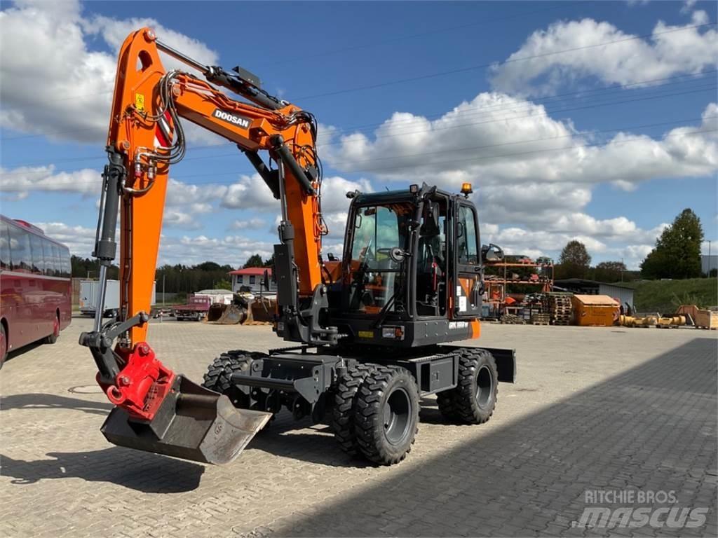 Doosan DX100W-7 Kolová rýpadla