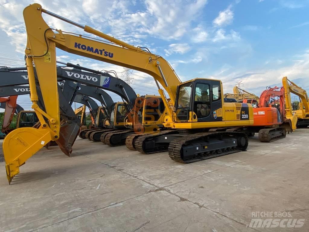 Komatsu PC 220-8 Pásová rýpadla